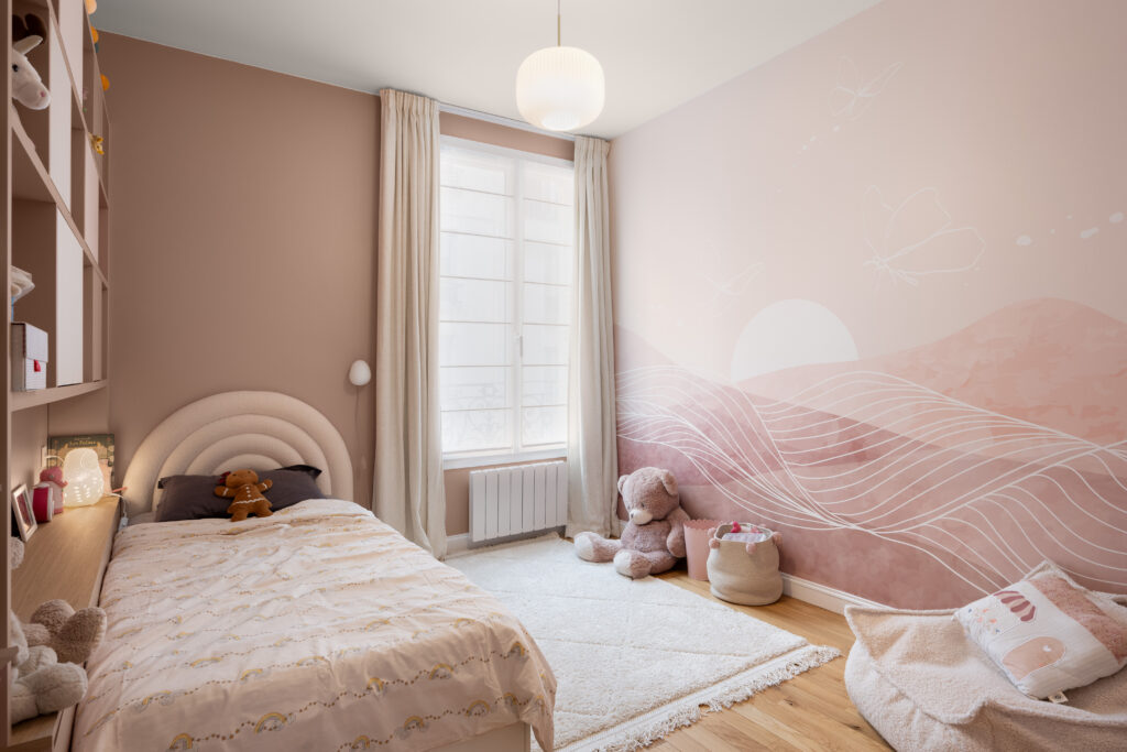 1 renovation chambre fille papier peint rose