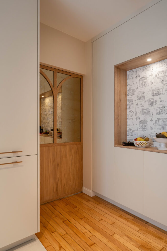 8 renovation cuisine porte sur mesure mirroir paris